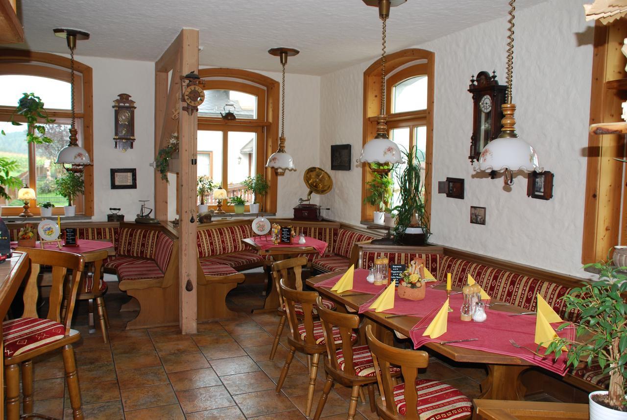 Hotel Alpenhof Markneukirchen Kültér fotó