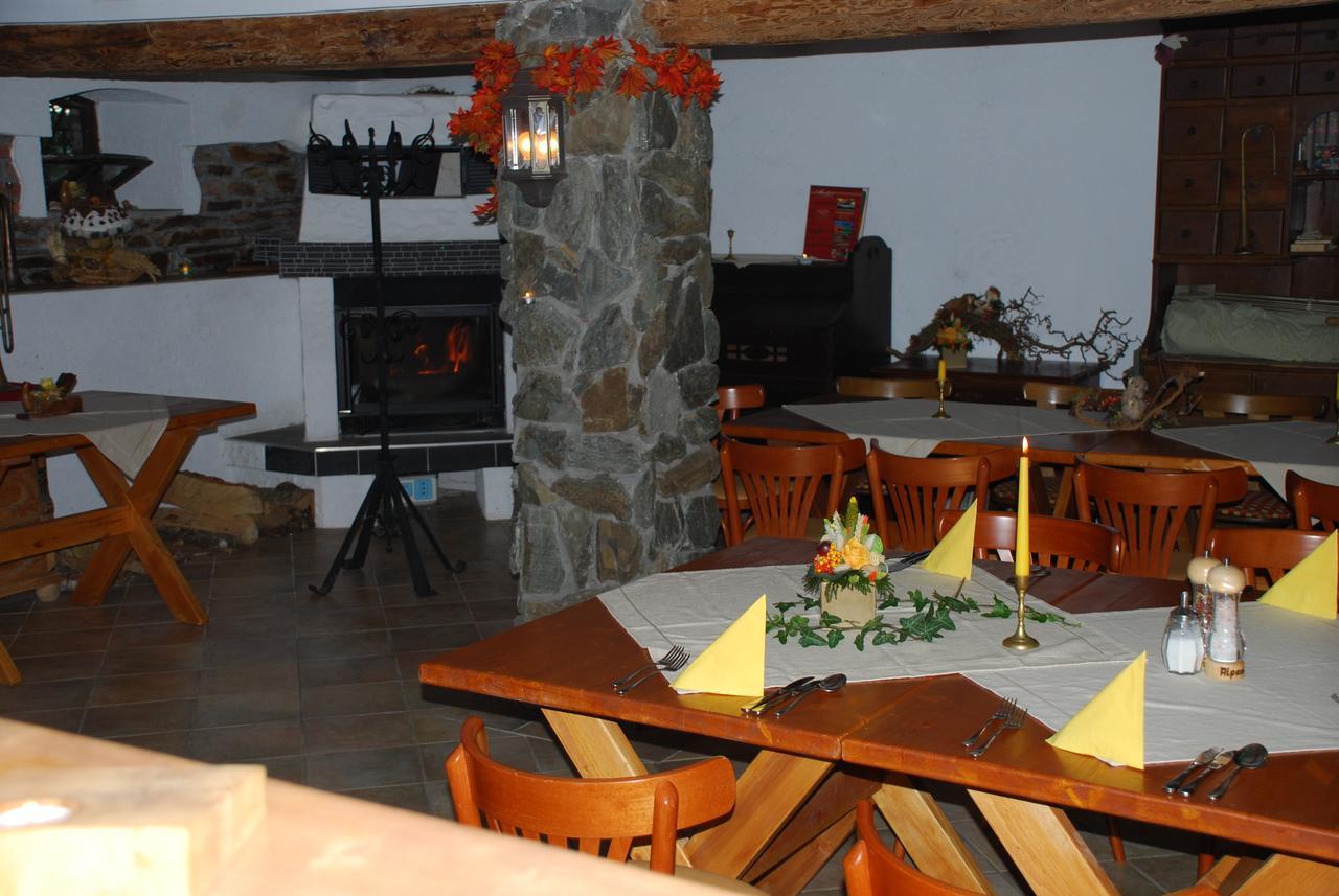 Hotel Alpenhof Markneukirchen Kültér fotó