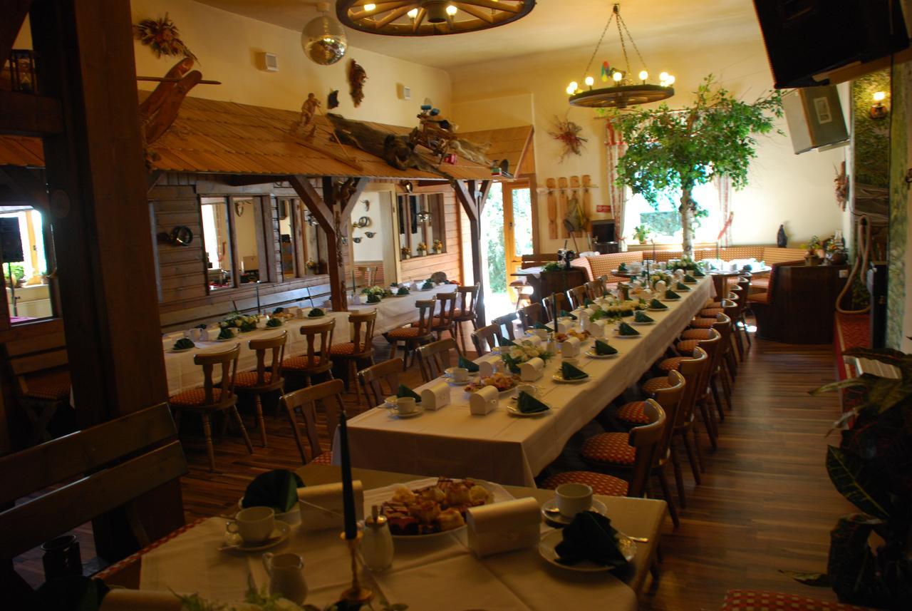 Hotel Alpenhof Markneukirchen Kültér fotó