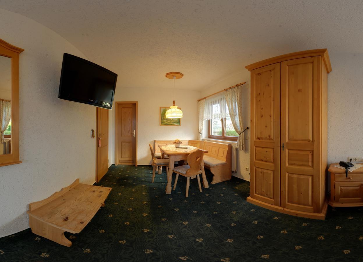 Hotel Alpenhof Markneukirchen Kültér fotó