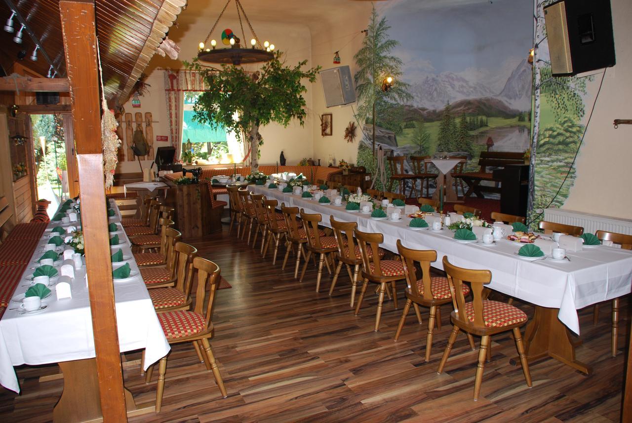 Hotel Alpenhof Markneukirchen Kültér fotó