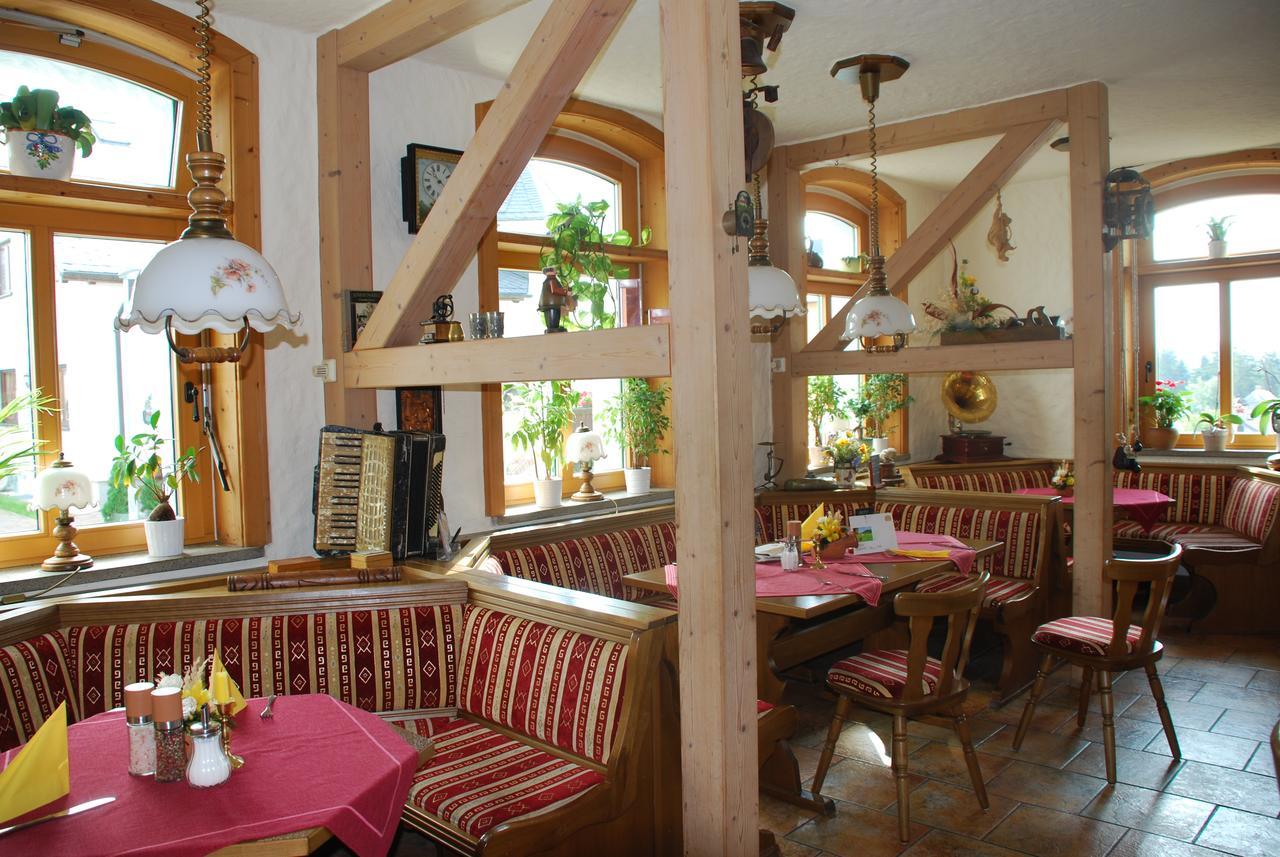 Hotel Alpenhof Markneukirchen Kültér fotó